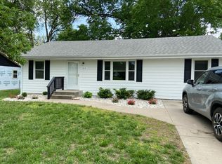 2019 Tecumseh Rd, Manhattan, KS 66502