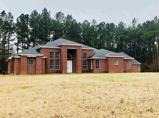 105 Maxwell Cv, Terry, MS 39170