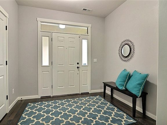 3rd image of 4756 Cedar Ct