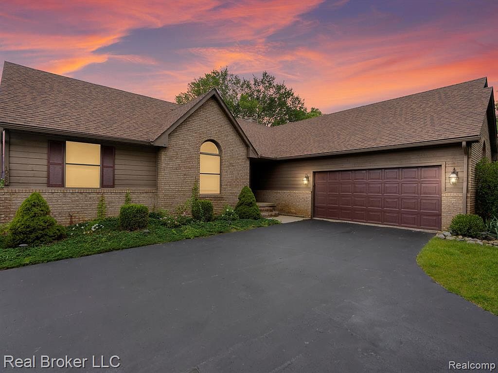 10280 Rushton Rd, South Lyon, MI 48178 MLS 20230074705 Zillow
