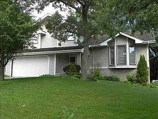 2nd image of 18911 Walnut Dr