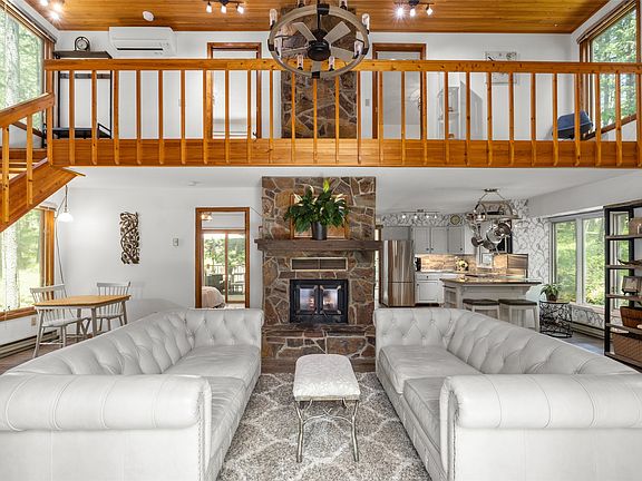 2nd image of 2282 Cedar Ln