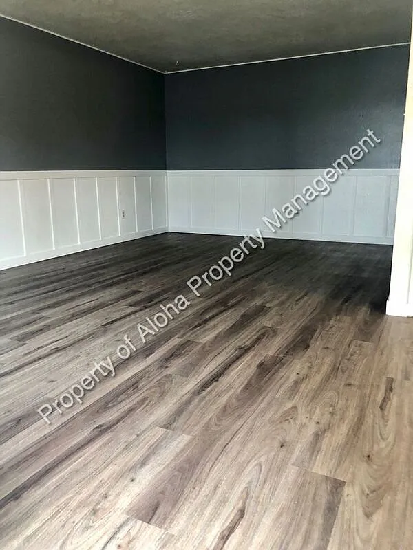 2 bed, 1.0 bath, 816 sqft, $1,251 — Photo 2