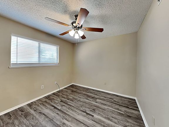 4th image of 7962 Southbrook Cir #15