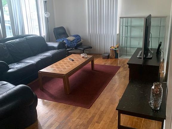 2nd image of 633 N Hayford Ave