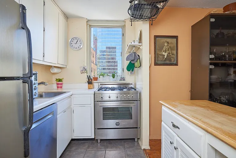 130 W 67th St #17G — Photo 2