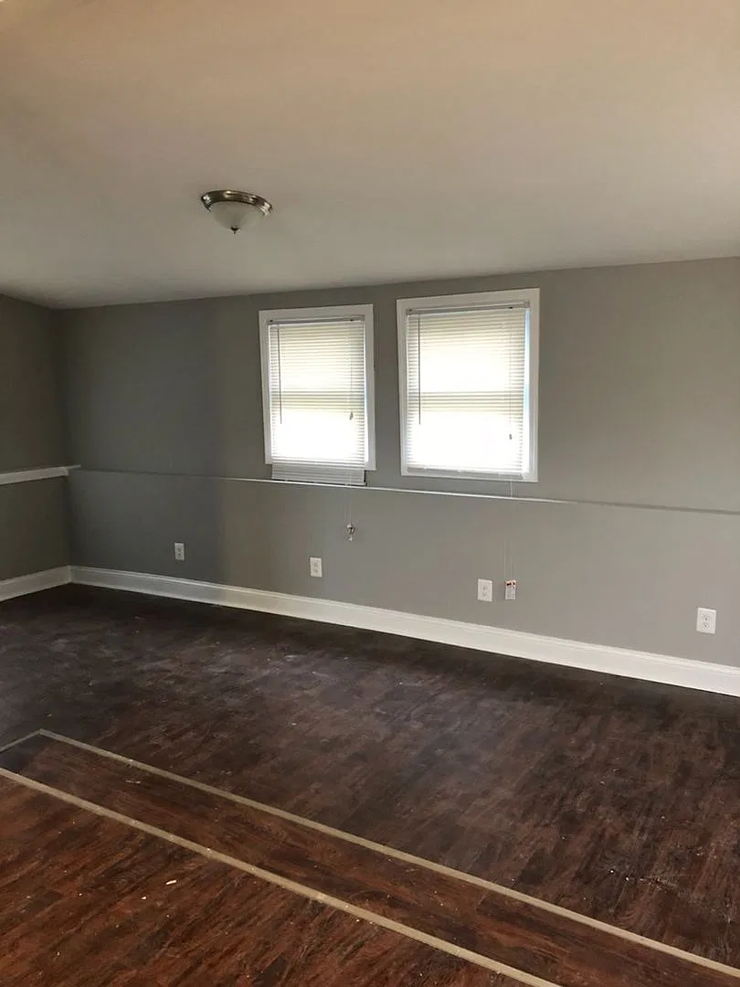Halethorpe - 4 Bedrooms and 3 baths Available! — Photo 3