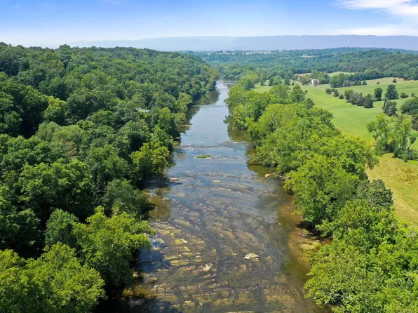 Artz Rd, Woodstock, VA 22664
