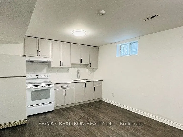 38 Weldrick Rd W #BASEMENT — Photo 6