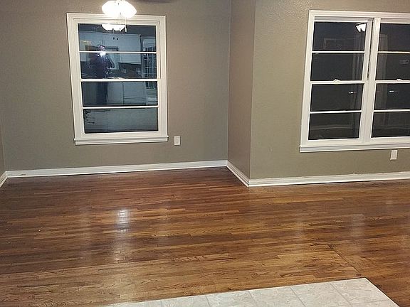 4th image of 2504 Jackson Dr