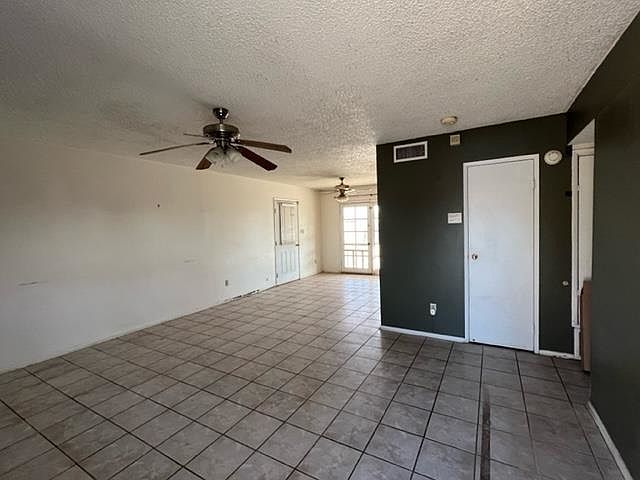 2nd image of 1064 W 34th St