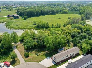 3200 Okoboji Ave #137, Milford, IA 51351