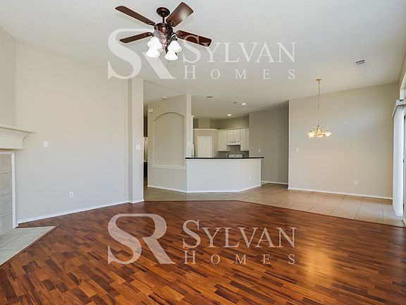 4th image of 712 Mulberry Ln