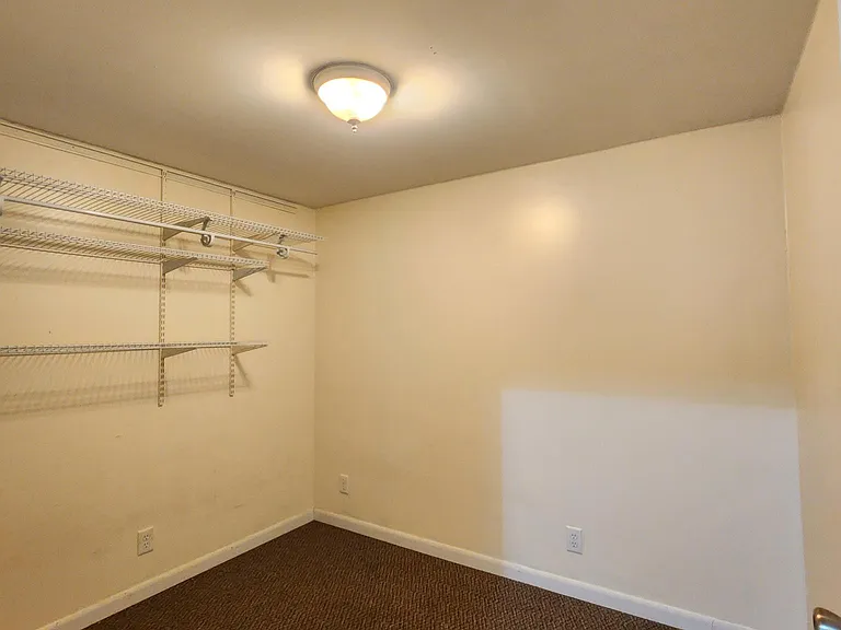 312 Sycamore St #9 — Photo 4