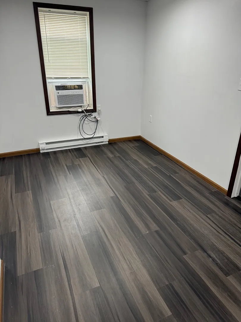 306 N Jefferson St - Apt D — Photo 2