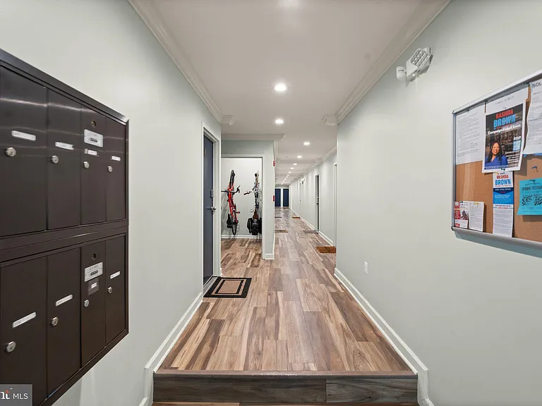 430 Irving St NW #102 — Photo 5