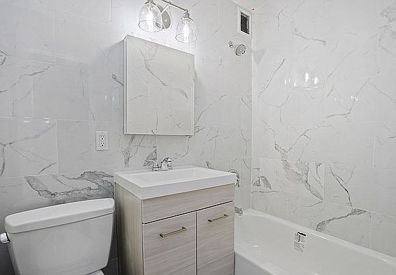 5th image of 323 E 75th St APT 2A