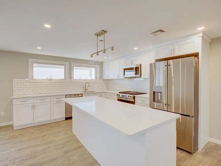 46 Kentucky St #1 — Photo 2