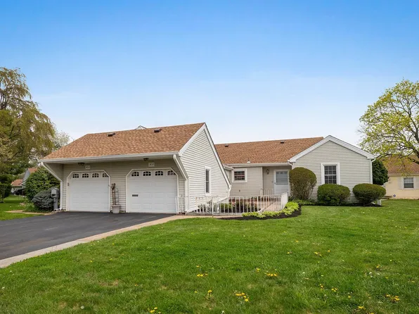 36B Dag Hammarskjold Blvd #B, Freehold, NJ 07728