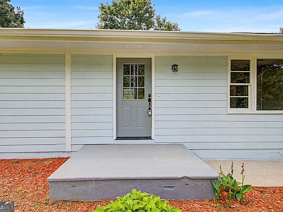 2nd image of 21 Nebo Dr