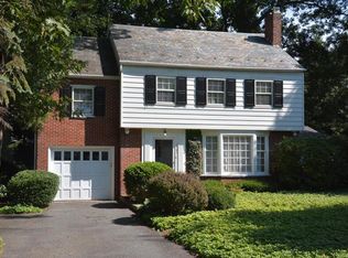 1507 Hillcrest Rd, Lancaster, PA 17603