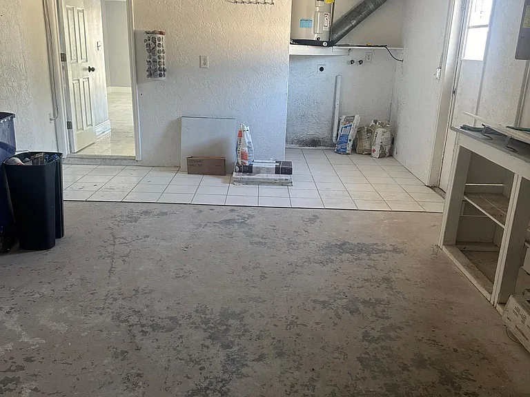 5550 Saren Dr — Photo 13
