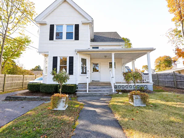 2-983 S Franklin St, Holbrook, MA 02343