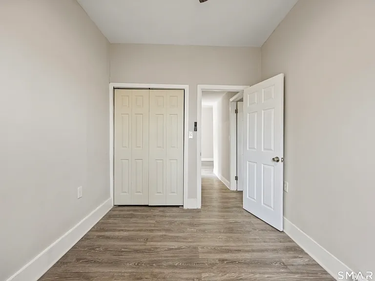 465 Washington Ave #B — Photo 9