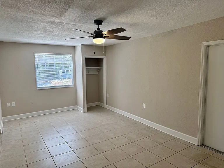 1819 E Fairbanks St — Photo 10