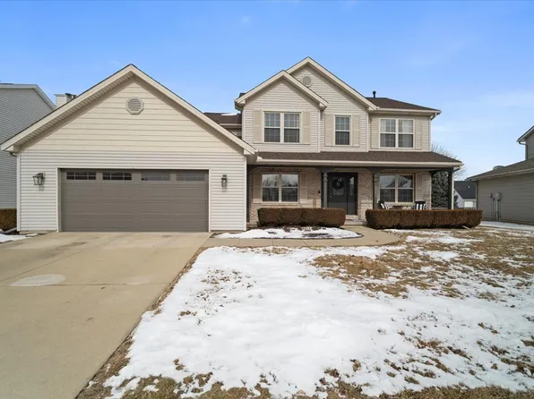 3202 Cave Creek Rd, Bloomington, IL 61704