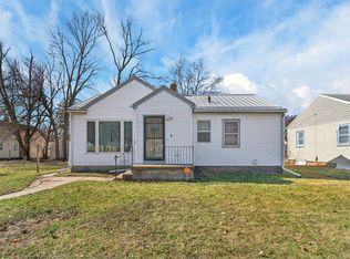 211 Boston Ave, Waterloo, IA 50703