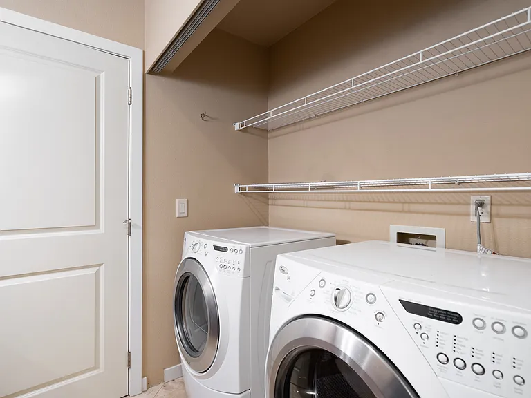 4310 Blue Heron Cir #206 — Photo 14