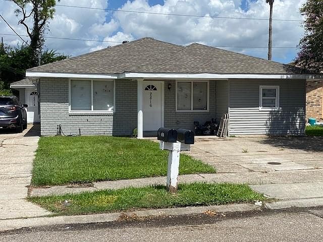 1st image of 2814-16 Pakenham Dr