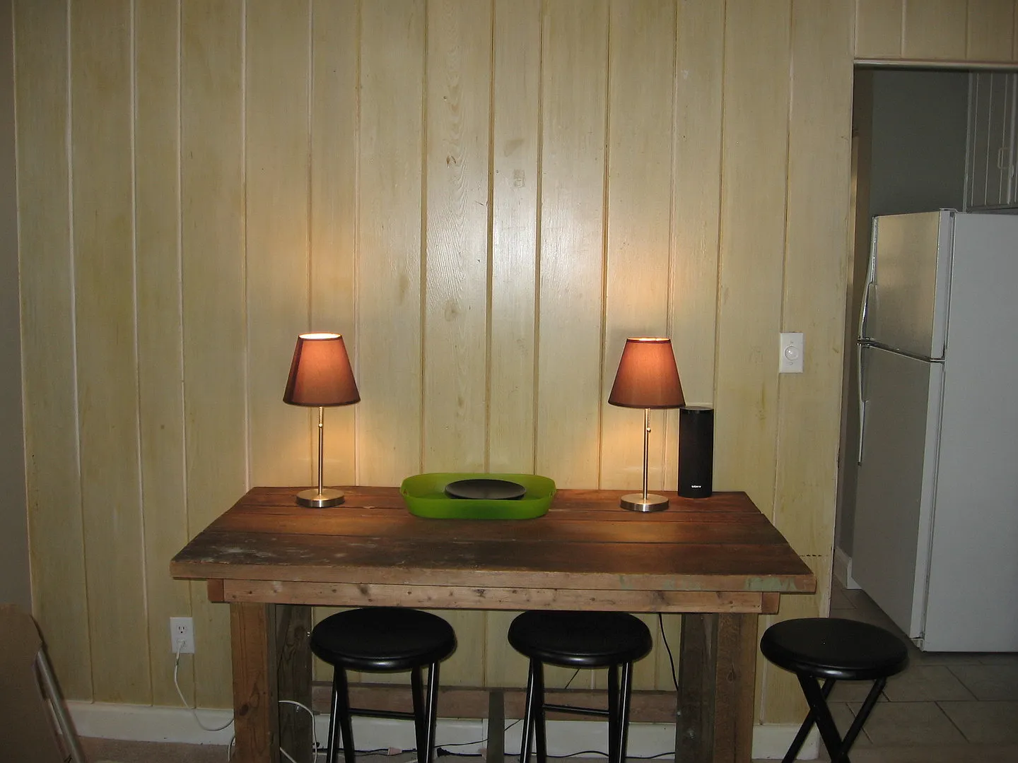 $1,800 - Spacious 3-Bedroom 2 Bathroom Unfurnished Home Near WCUFresh Updates Underway! — Photo 2