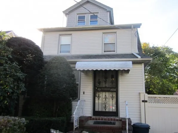 11526 175th St, Jamaica, NY 11434