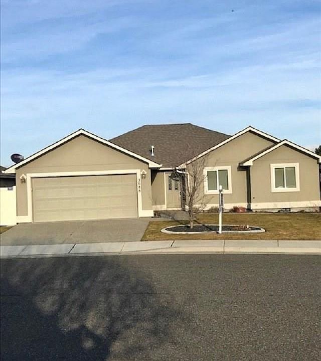 1st image of 2688 Torrey Pines Way