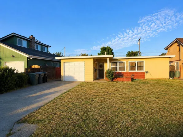 2336 Estrellita Way, Sacramento, CA 95825