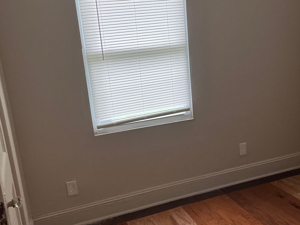 2nd image of 3802 Holts Chapel Rd
