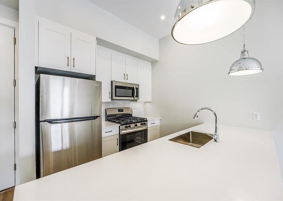 1st image of 667-665 Grand St #204