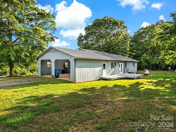 4th image of 216 Lavista Cir