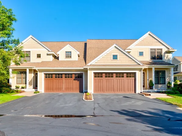 39 Graystone Cir, Winchester, MA 01890