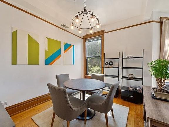 5th image of 4011 N Kenmore Ave APT 201