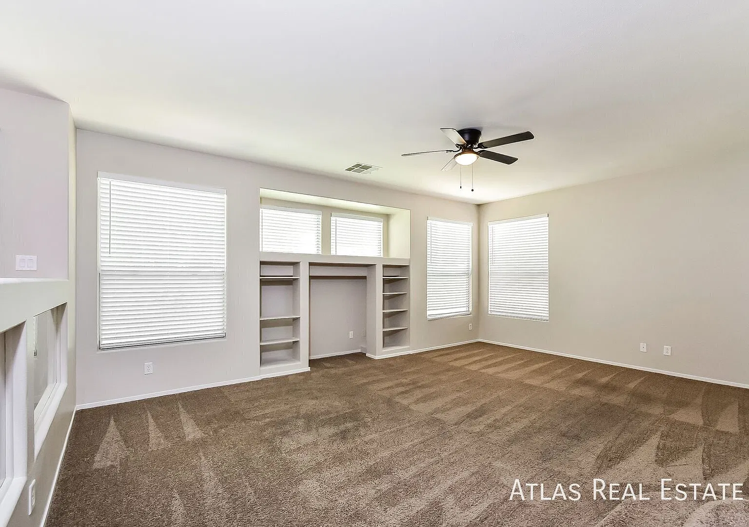 Love Where You Live! Beautiful 4-Bedroom Home Near North Buffalo Drive & West Alexander Road! — Photo 4