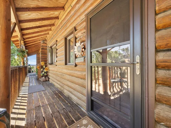26500 Teal Ct, Tehachapi, CA 93561