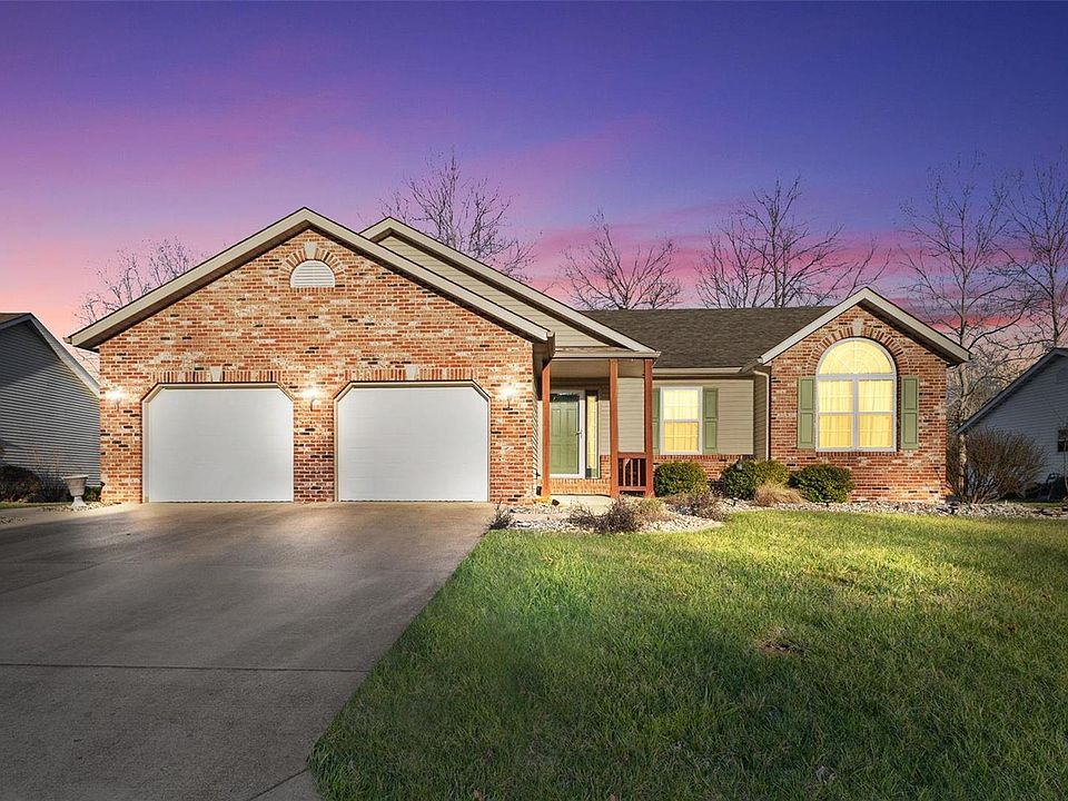 1st image of 1068 Meadow Lake Dr