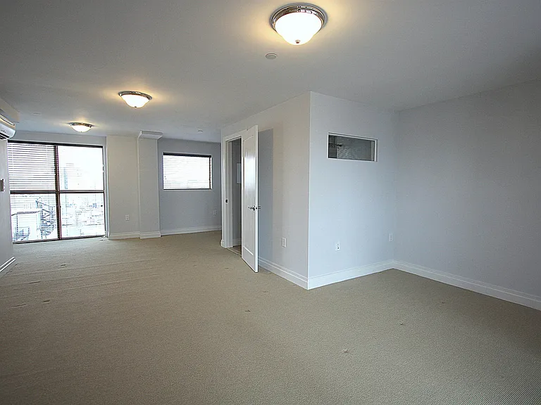 338 Grove St #4C — Photo 15