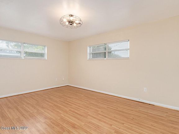 5th image of 408 Banyan Way
