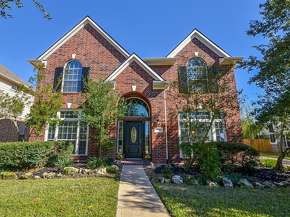 Impressive curb appeal on a cul-de-sac.