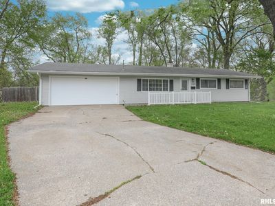 3200 9th Street Ct, East Moline, IL, 61244