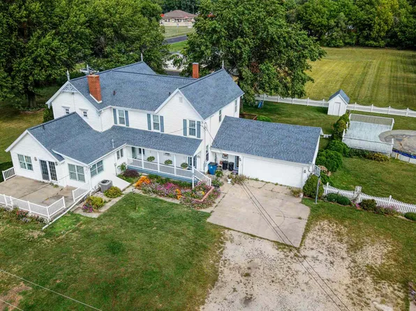 1411 State Route 84, Thomson, IL 61285